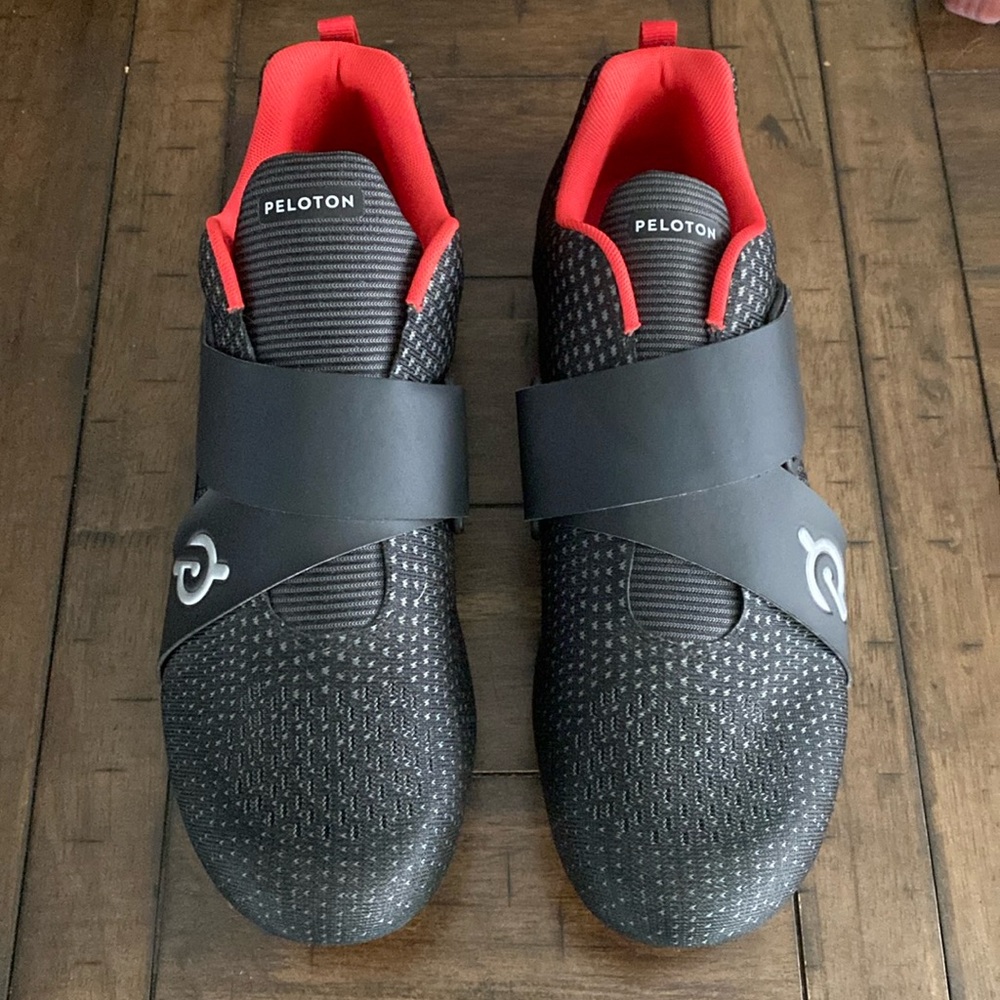 Peleton Altos size 12